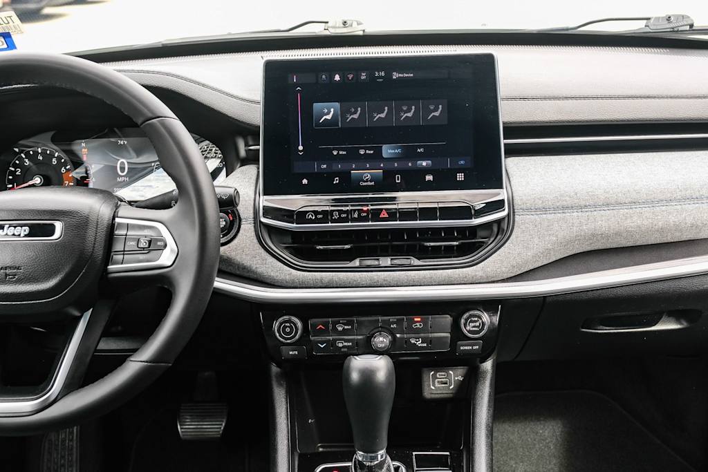2024 Jeep Compass Latitude - Photo 9