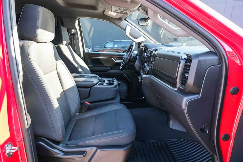 Thumbnail: 2023 Chevrolet Silverado 1500 - 8