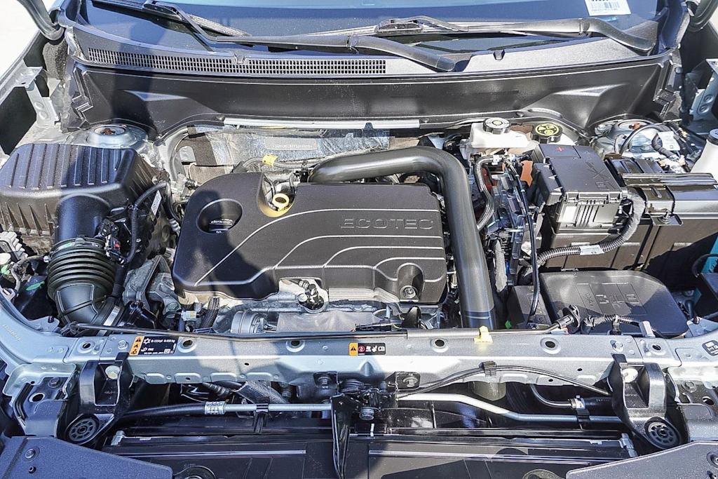 2023 Chevrolet Equinox LT 8