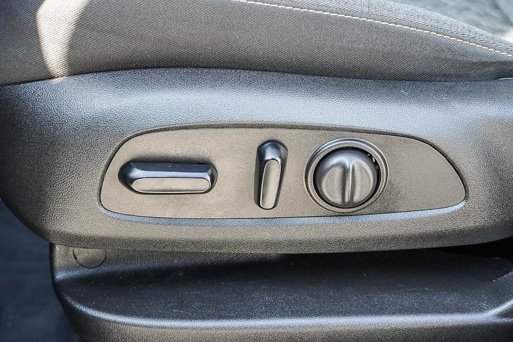 2023 Chevrolet Equinox LT 24