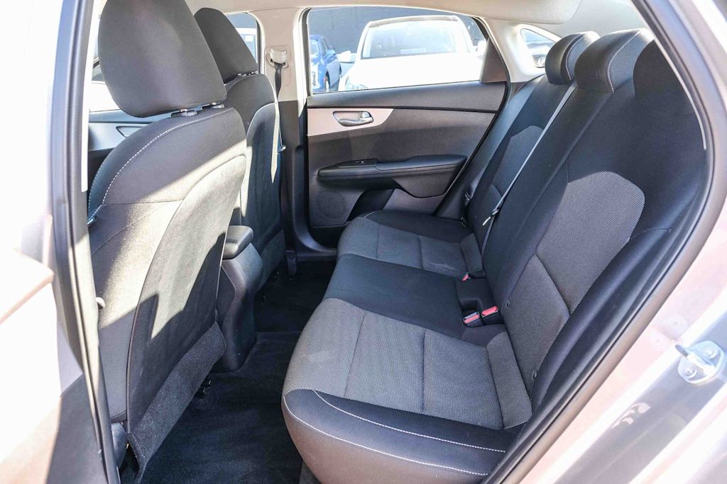Thumbnail: 2024 Kia Forte - 11