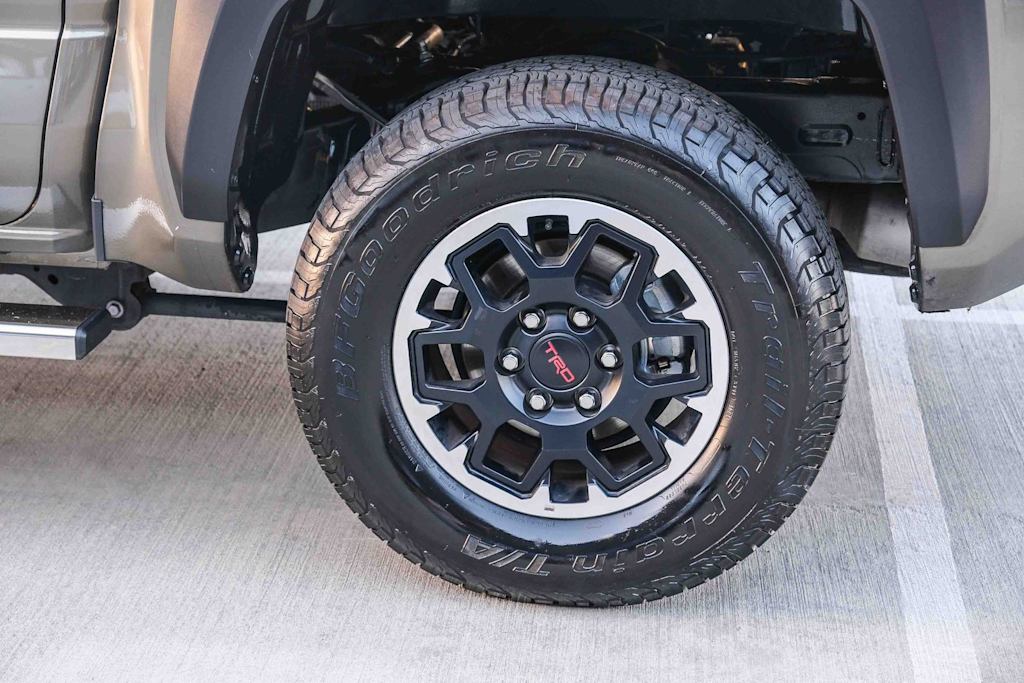 Thumbnail: 2025 Toyota Tacoma - 19