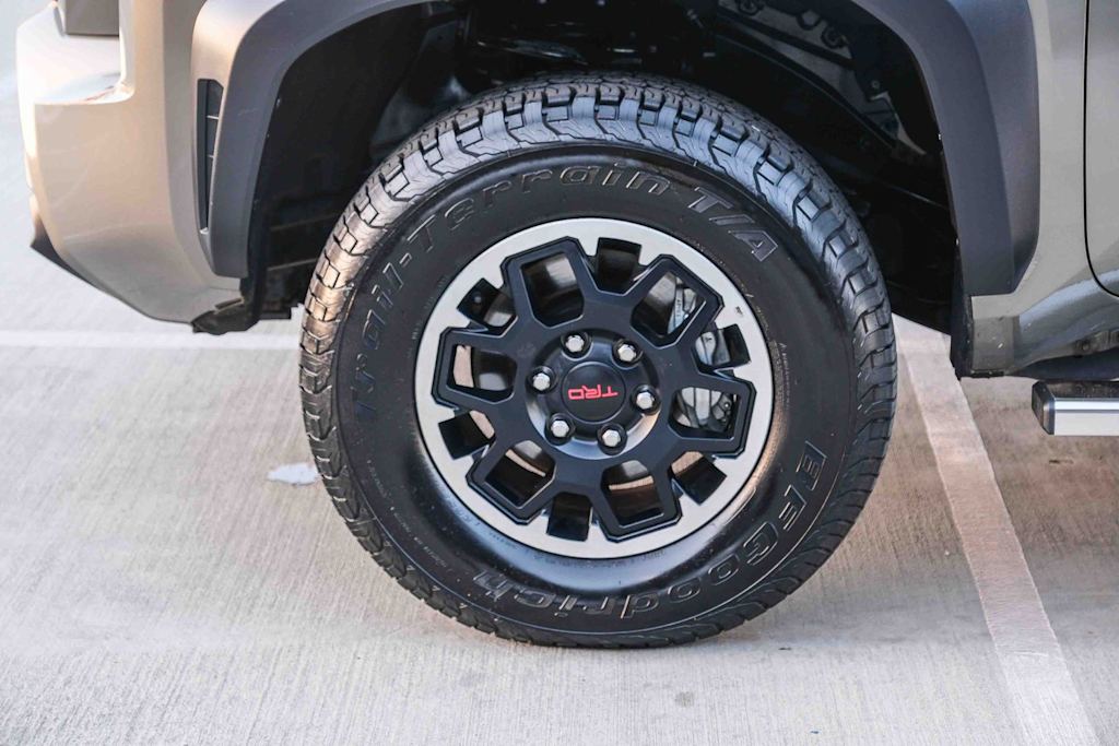 Thumbnail: 2025 Toyota Tacoma - 20