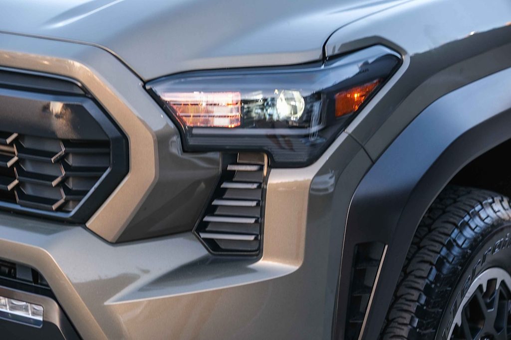 Thumbnail: 2025 Toyota Tacoma - 22