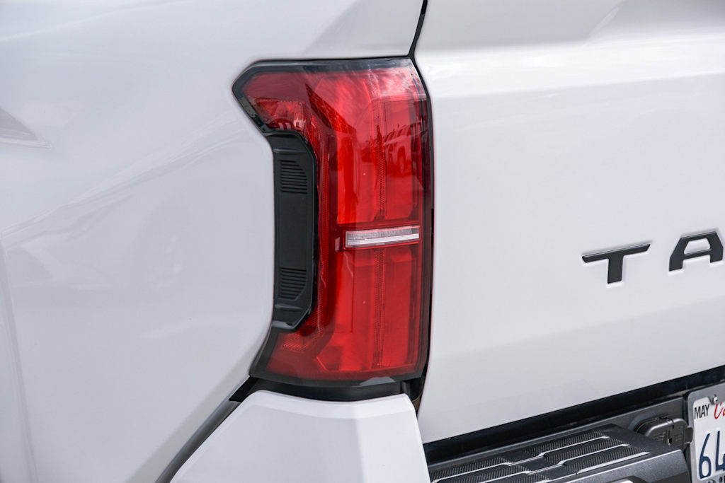Thumbnail: 2024 Toyota Tacoma - 18