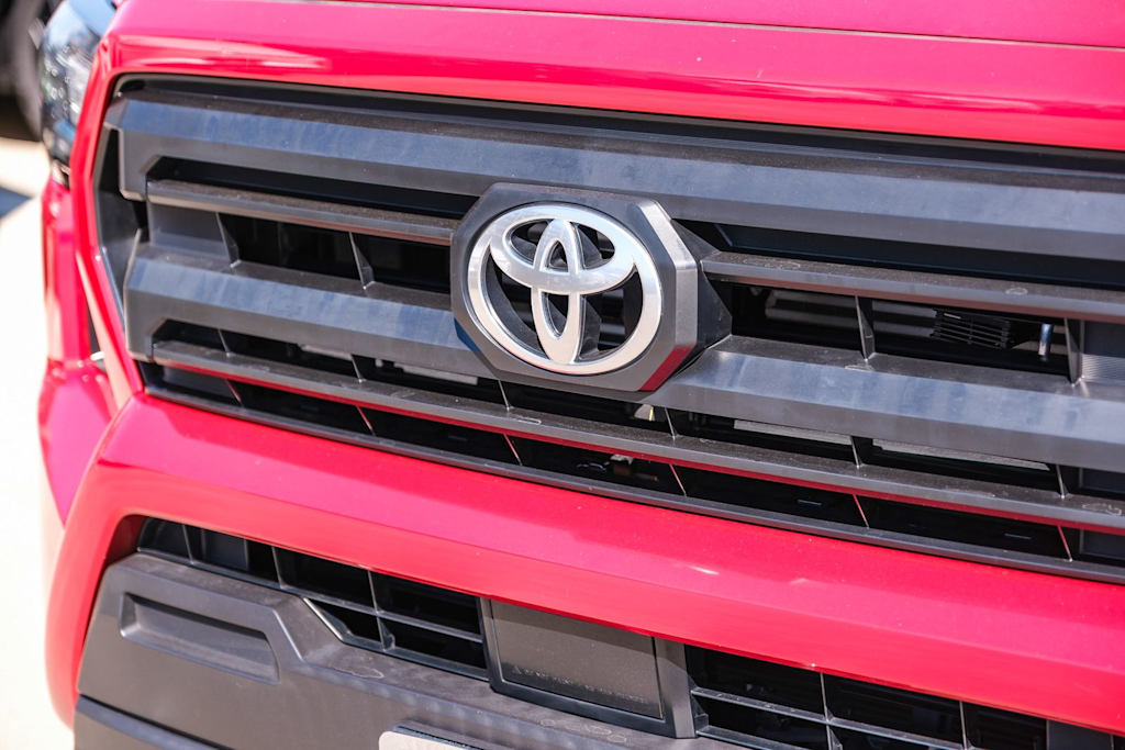 Thumbnail: 2024 Toyota Tacoma - 6