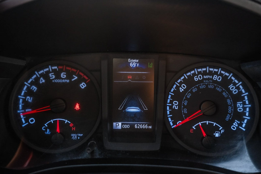 Thumbnail: 2022 Toyota Tacoma - 11