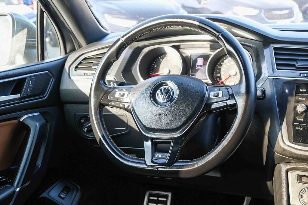 Thumbnail: 2018 Volkswagen Tiguan - 8