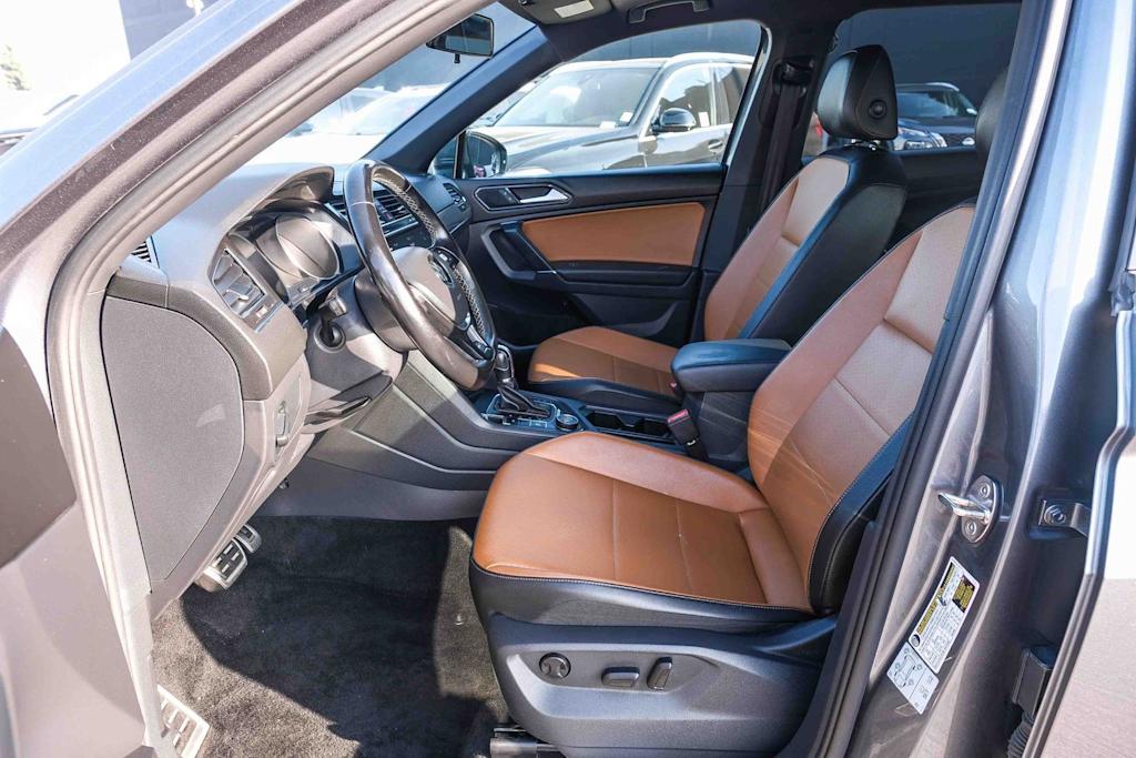 Thumbnail: 2018 Volkswagen Tiguan - 10