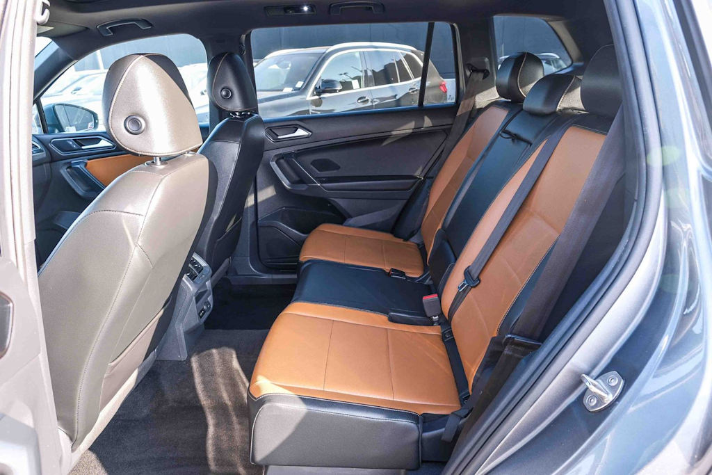 Thumbnail: 2018 Volkswagen Tiguan - 11