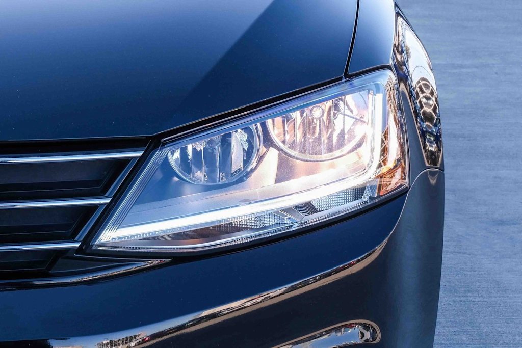 Thumbnail: 2018 Volkswagen Jetta - 22