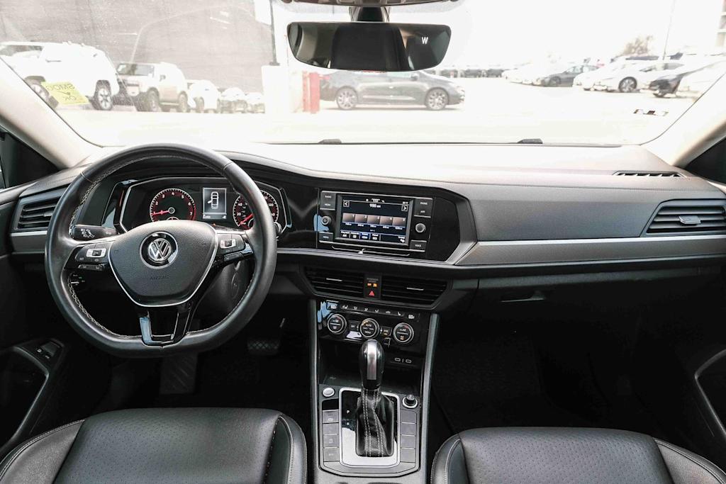 Thumbnail: 2021 Volkswagen Jetta - 2