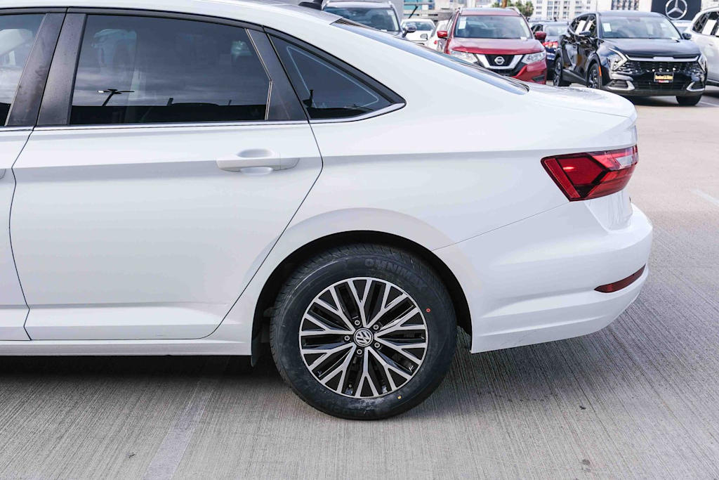 Thumbnail: 2021 Volkswagen Jetta - 6