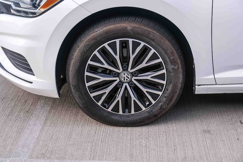 Thumbnail: 2021 Volkswagen Jetta - 19
