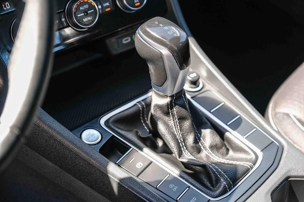 Thumbnail: 2024 Volkswagen Jetta - 14