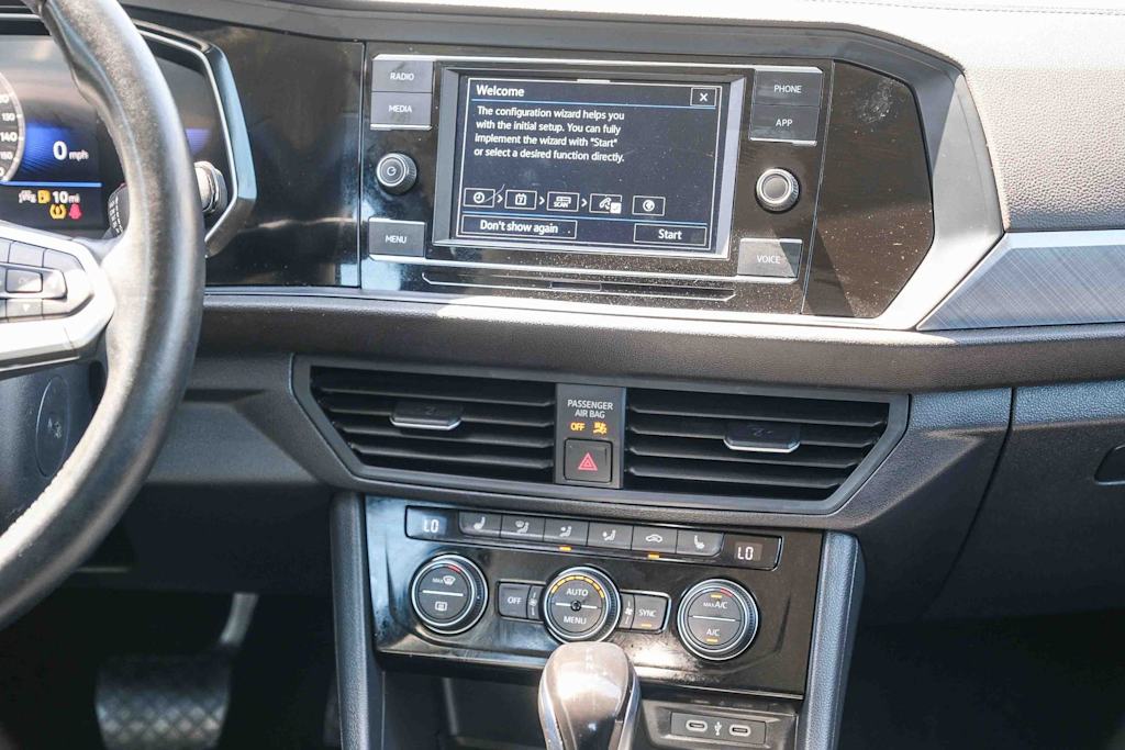 Thumbnail: 2024 Volkswagen Jetta - 13