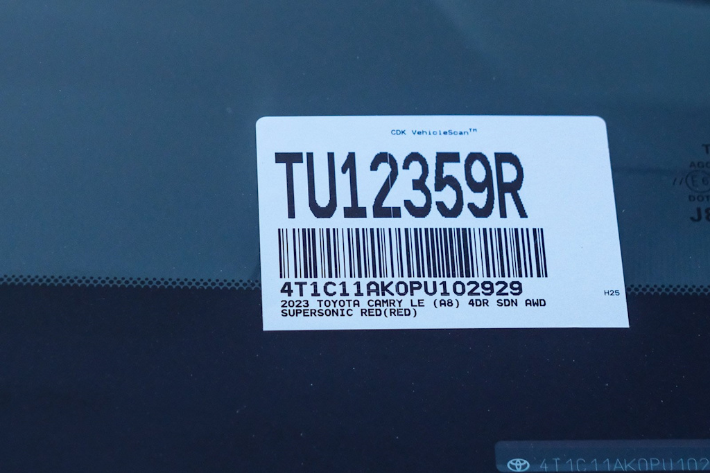 Thumbnail: 2023 Toyota Camry - 17