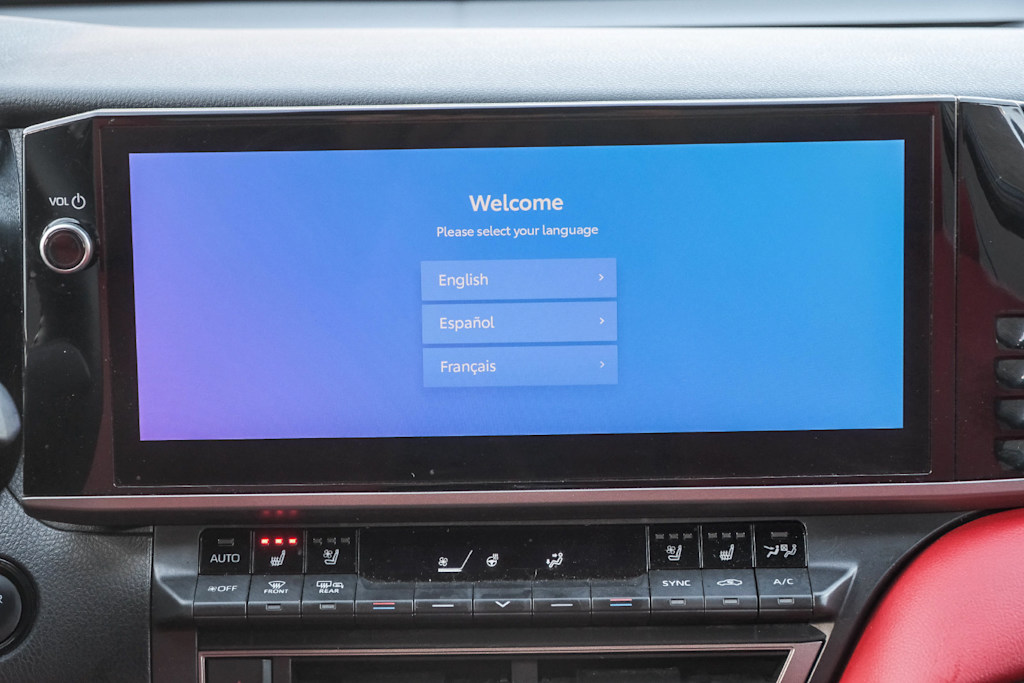 Thumbnail: 2025 Toyota Camry - 25
