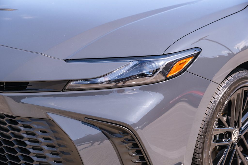 Thumbnail: 2025 Toyota Camry - 19