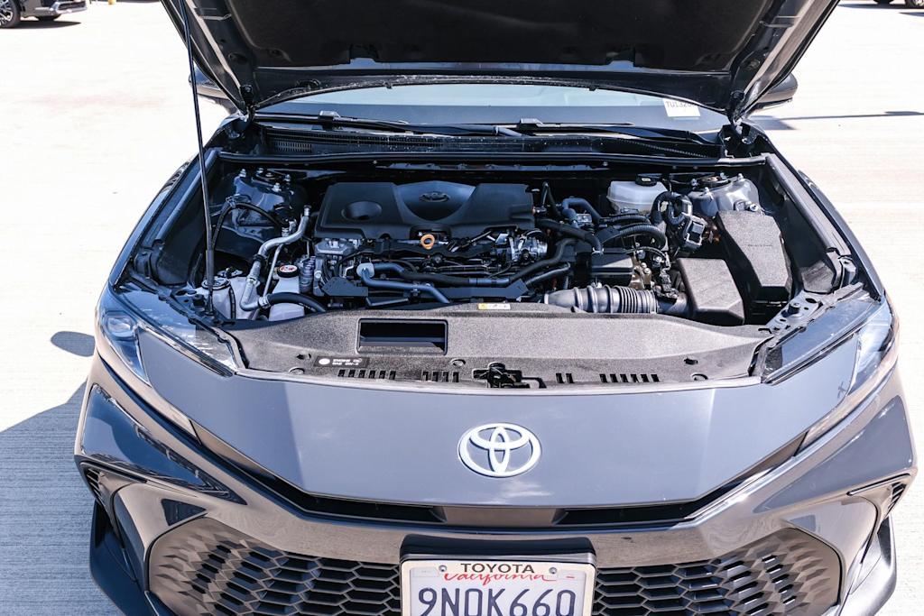 Thumbnail: 2025 Toyota Camry - 8