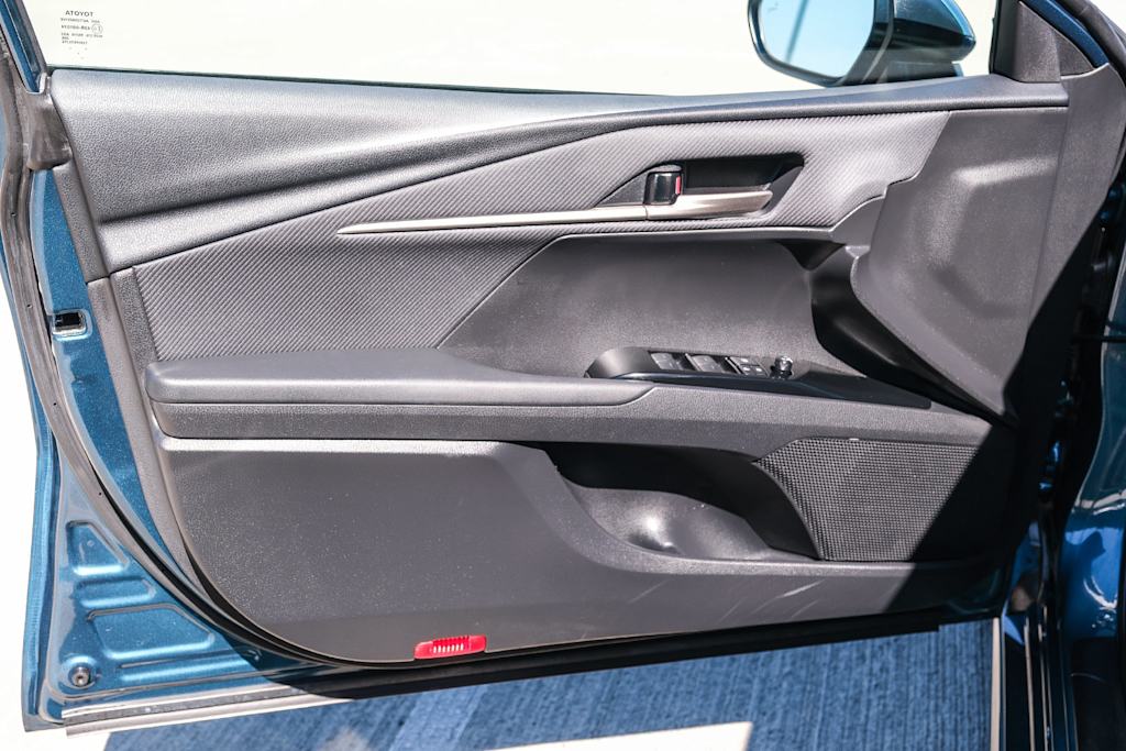 Thumbnail: 2025 Toyota Camry - 26