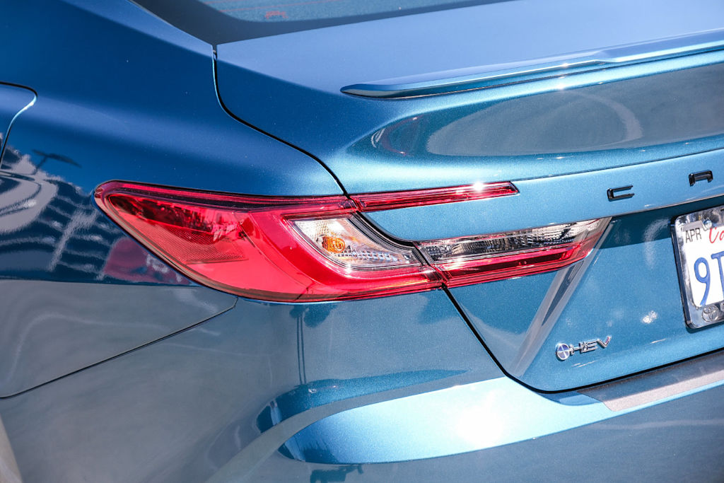 Thumbnail: 2025 Toyota Camry - 19