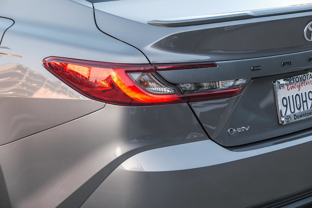 Thumbnail: 2025 Toyota Camry - 19