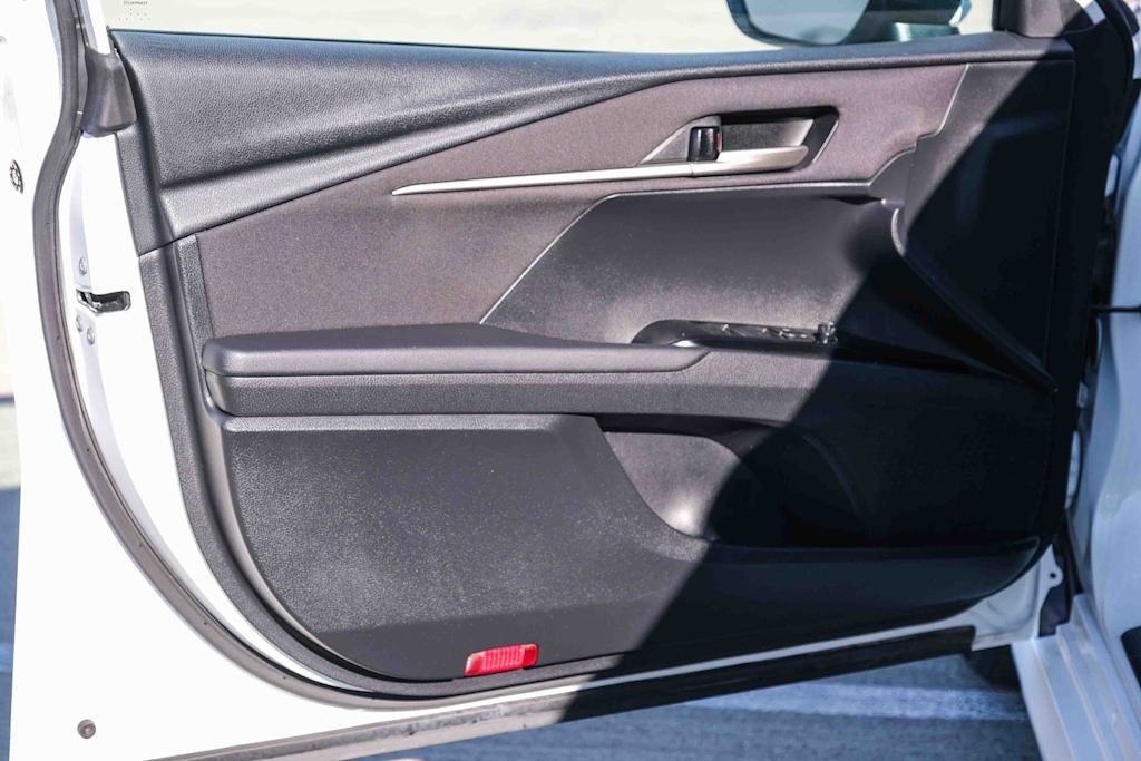 Thumbnail: 2025 Toyota Camry - 26