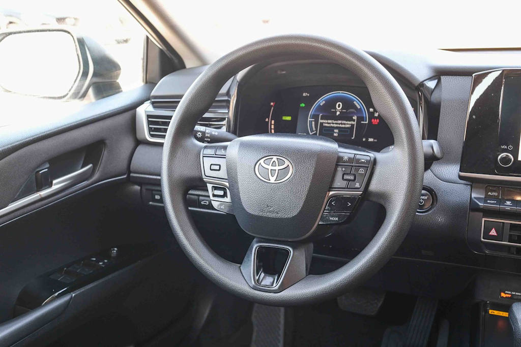 Thumbnail: 2025 Toyota Camry - 8