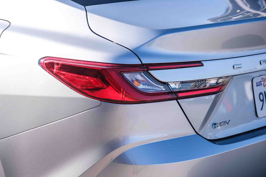 Thumbnail: 2025 Toyota Camry - 16