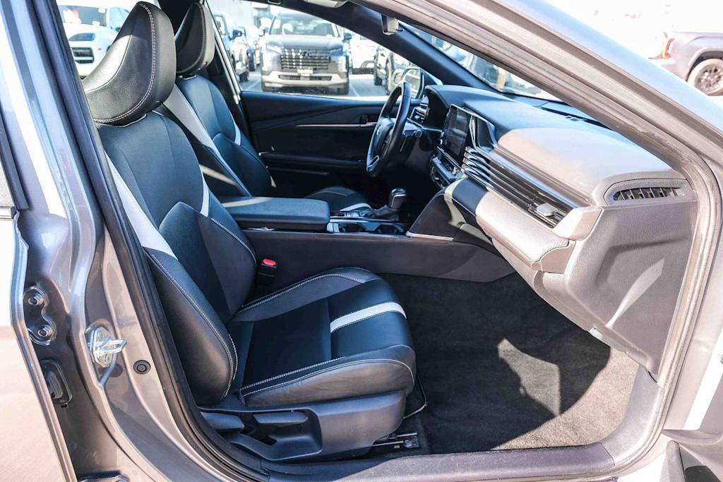 Thumbnail: 2025 Toyota Camry - 8