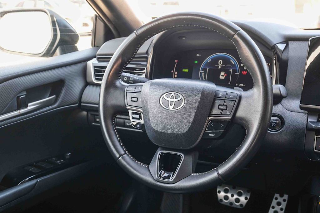 Thumbnail: 2025 Toyota Camry - 9