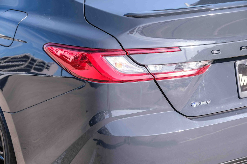 Thumbnail: 2025 Toyota Camry - 18