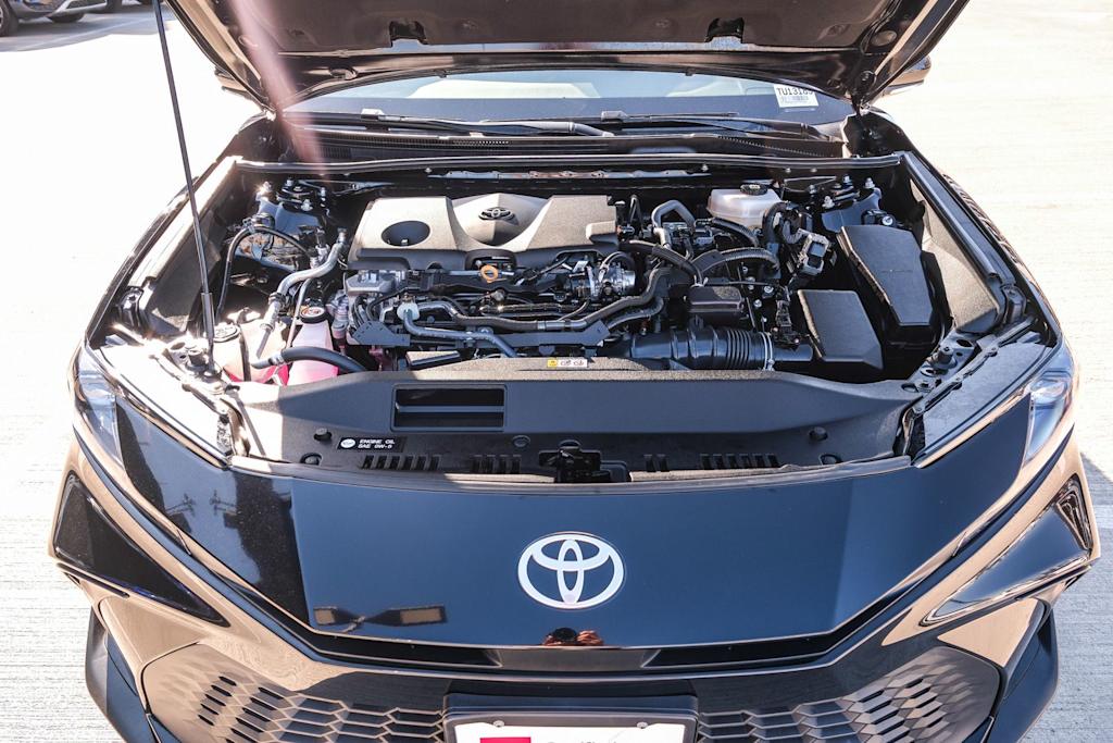 Thumbnail: 2025 Toyota Camry - 8