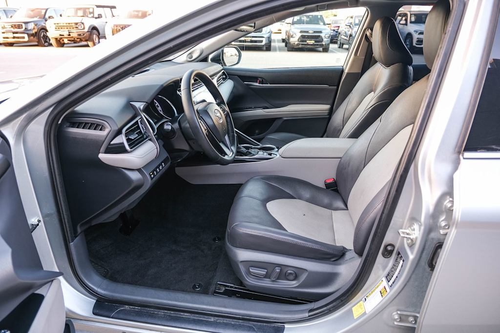 Thumbnail: 2020 Toyota Camry - 11