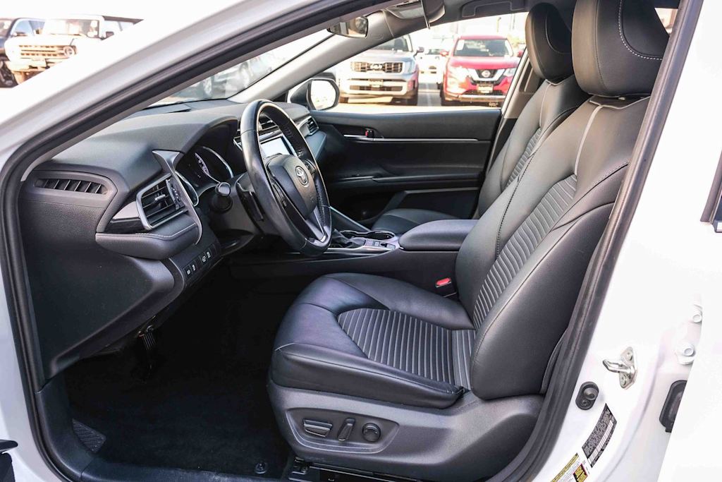 Thumbnail: 2020 Toyota Camry - 10