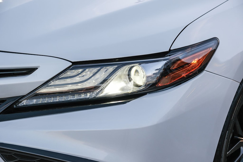 Thumbnail: 2022 Toyota Camry - 22