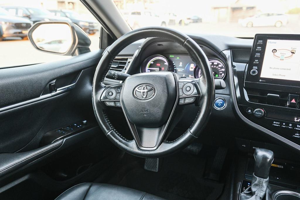 Thumbnail: 2022 Toyota Camry - 9