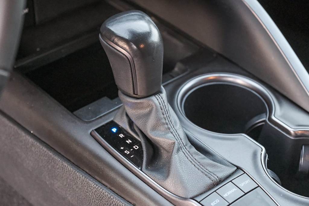Thumbnail: 2024 Toyota Camry - 14
