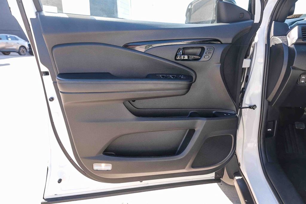 Thumbnail: 2023 Honda Passport - 25