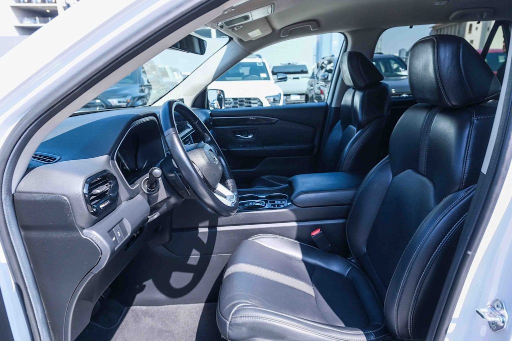Thumbnail: 2025 Honda Pilot - 10