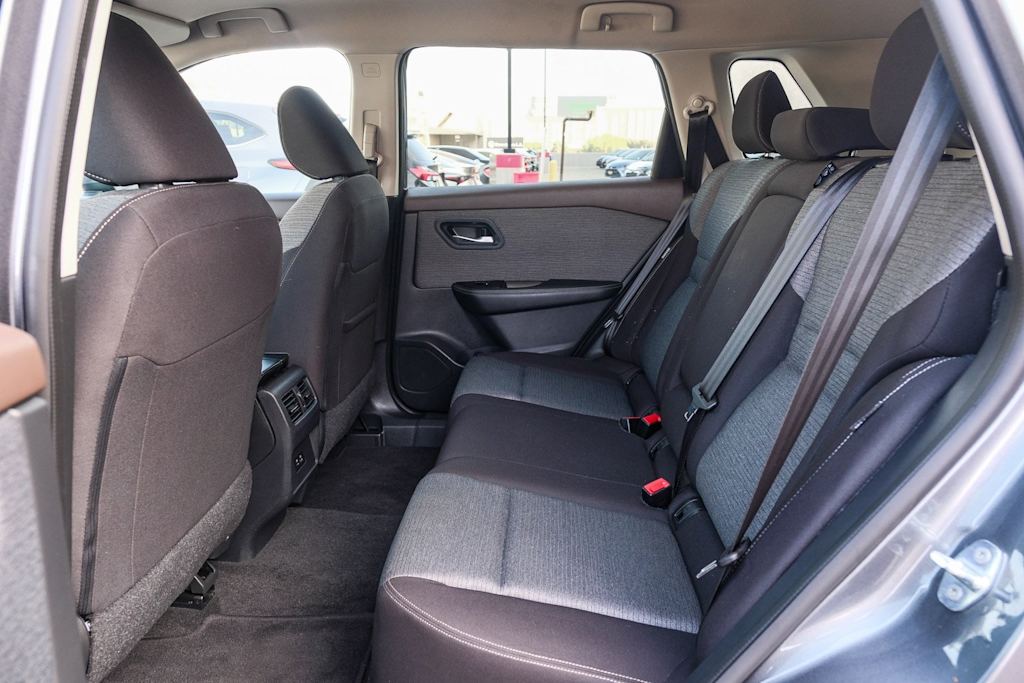 Thumbnail: 2023 Nissan Rogue - 11