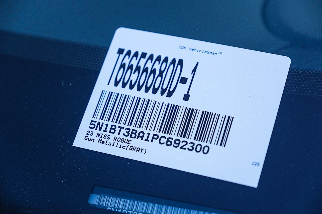 Thumbnail: 2023 Nissan Rogue - 16