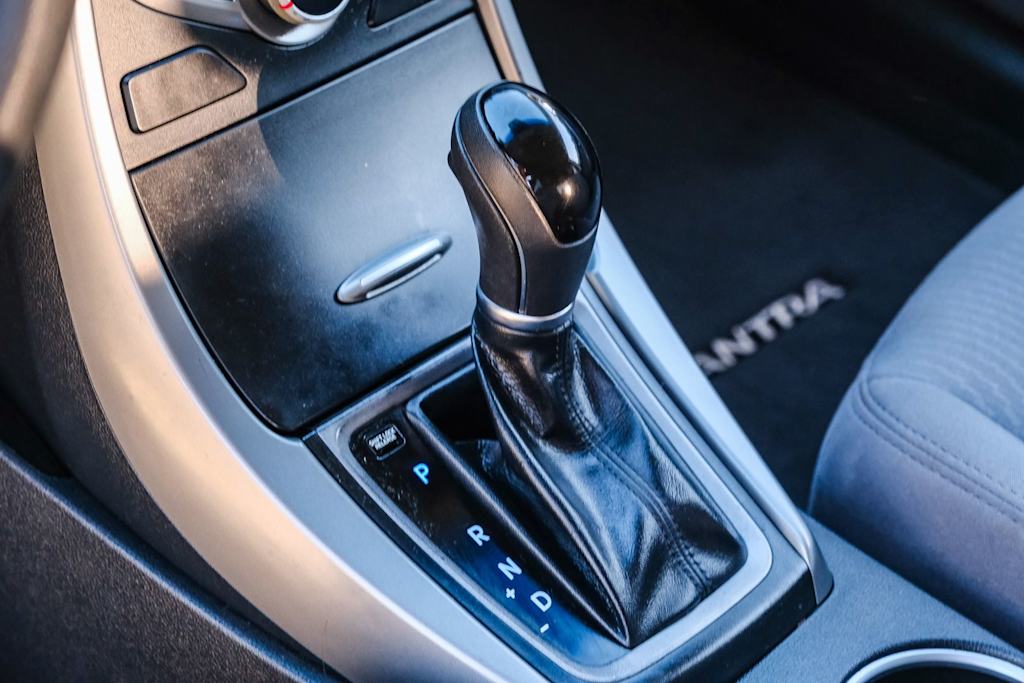 Thumbnail: 2016 Hyundai Elantra - 15