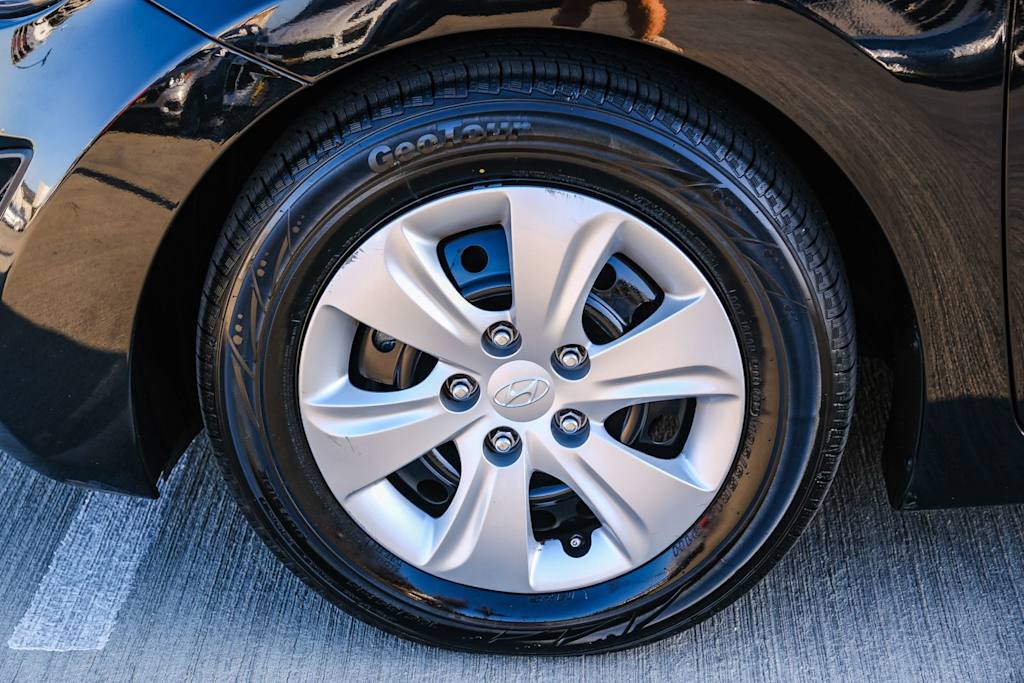 Thumbnail: 2016 Hyundai Elantra - 20