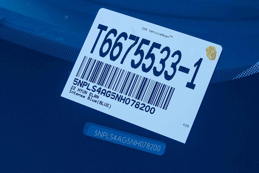 Thumbnail: 2022 Hyundai Elantra - 15