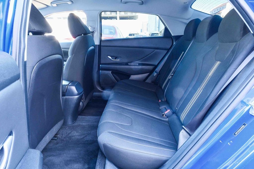 Thumbnail: 2022 Hyundai Elantra - 11