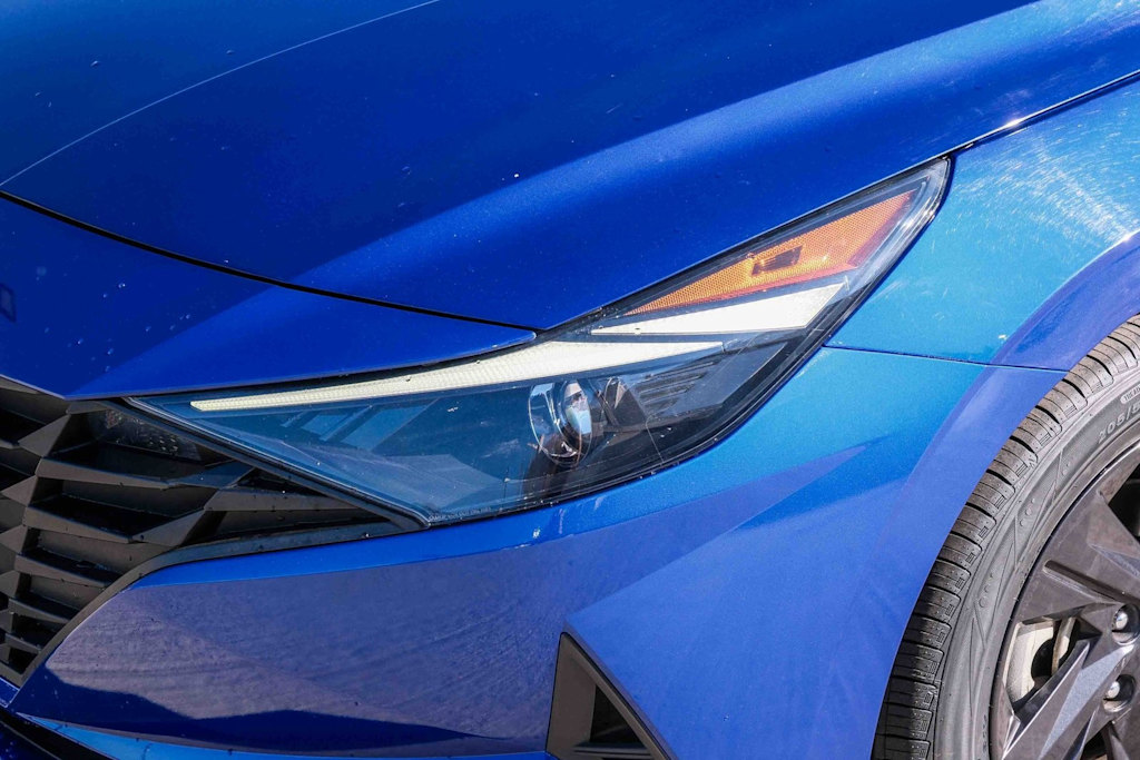 Thumbnail: 2022 Hyundai Elantra - 21