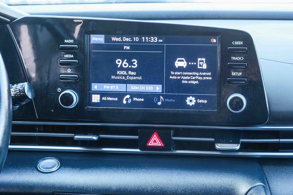 Thumbnail: 2022 Hyundai Elantra - 23