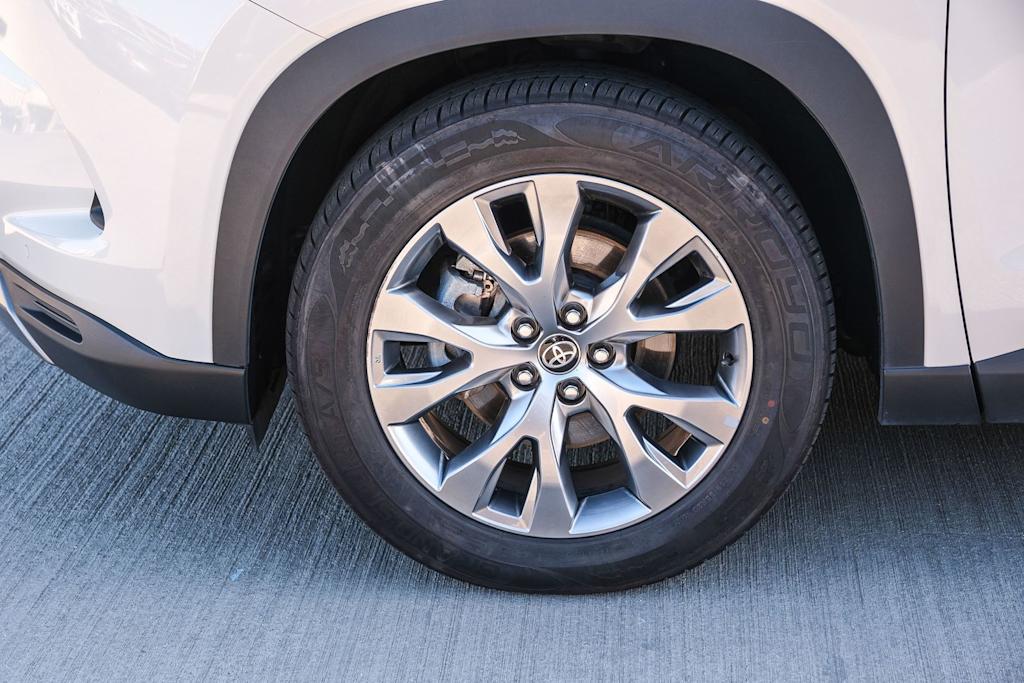 Thumbnail: 2024 Toyota Grand Highlander - 20